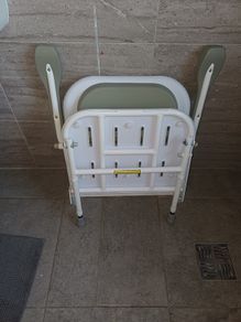 Wall mounted shower seat