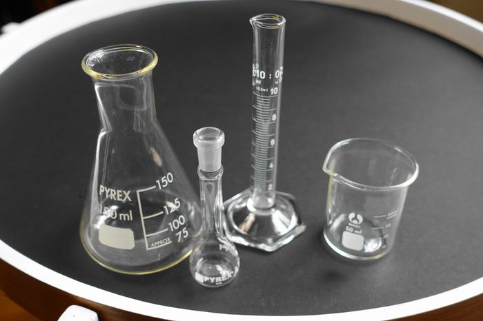 Pyrex Small Laboratory Equipment