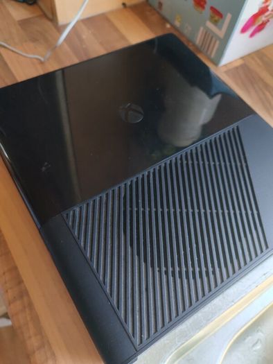 Hacked/jb Xbox 360 Elite