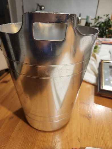 Lune Champagne Cooler Ice Bucket.  Vintage  Rare in good condition.