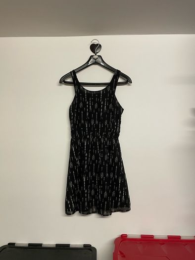 Black sleeveless dress, H&M Divided, size 8-10