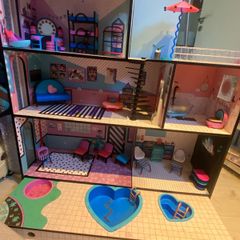 doll house