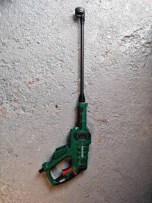 Cordless pressure washer kit