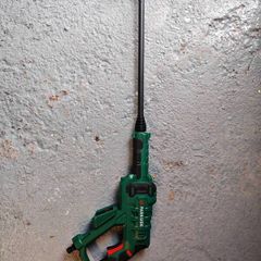Cordless pressure washer kit