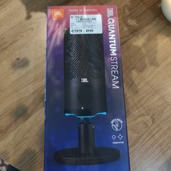 JBL quantum microphone