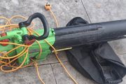 leaf blower