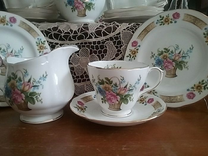 Duchess "Memories" China Teaset