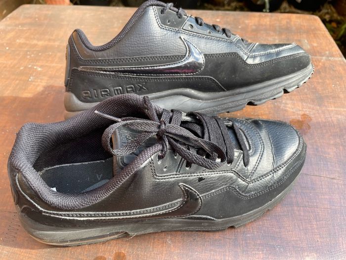 Nike Air Max size 8.5