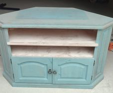 Corner TV Unit