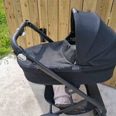 Cybex travel system