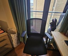 desk chair