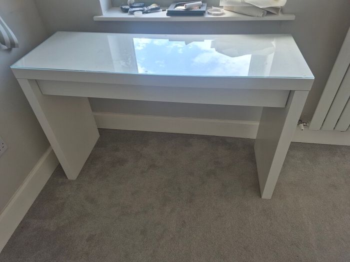 Ikea malm dressing table with glass top