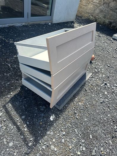 Blum Merivobox Drawers and Solid Shaker Fronts