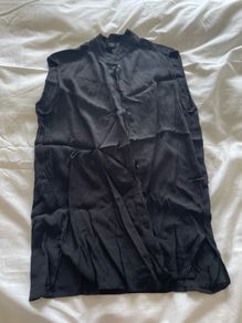 Mango Black Top