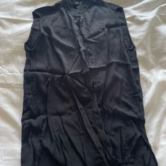 Mango Black Top