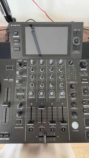 Denon DJ SC Live 4 Standalone + Decksaver