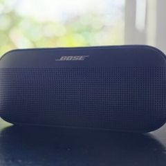 2 - Bose Soundlink Flex 2nd gen