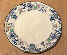 Vintage Royal Doulton Nankin dinner plate in the D3794 patter