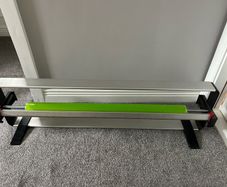 Cellophane cutter