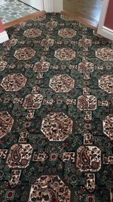 Traditional Patterned Carpet - Clean & No Stains (Approx. 4m x 5m) - FREE