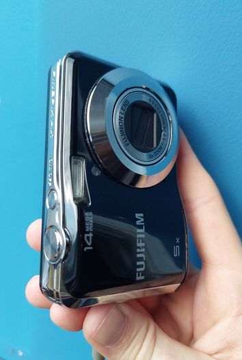 Fujifilm Finepix AX300 Y2K Retro Digital Camera
