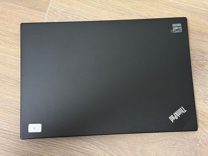 Lenovo ThinkPad X280 i5-8350U 256GB ssd 16gb ram