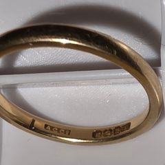1910 18ct Gold Wedding Ring size 0