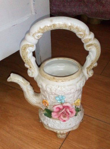 Shabby Chic Holder