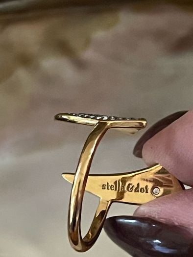 Stella & Dot ring