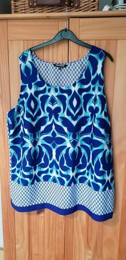 top size 22