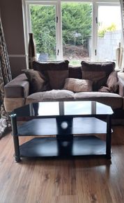 Black glass TV stand
