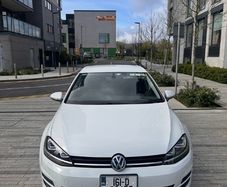 2016 Volkswagen Golf LOW MILEAGE