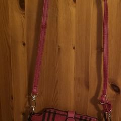 Strathurie of Scotland crossover shoulder bag