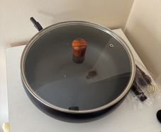 Traditional Chinese WOK never used (got as gift)