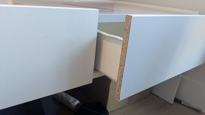 Dundra Play Table