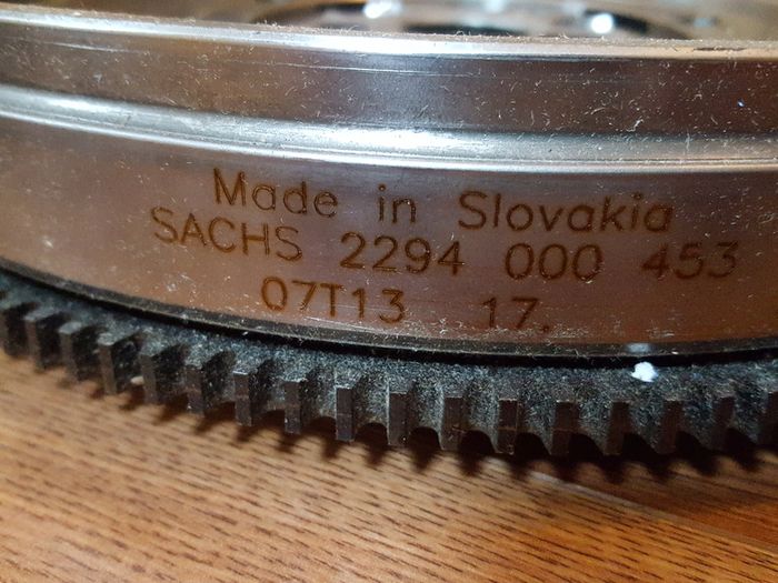 AUDI A4 A6 VW Passat 1.9 tdi ---- Complete Clutch Kit With Dual Mass Flywheel