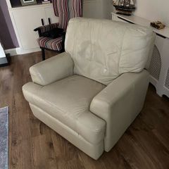 Cream Italian Leather Manual Reclining Armchair