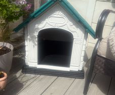 Dog kennel