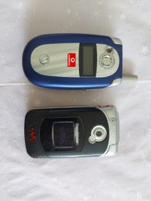 Motorolla vodafone network and Sony Ericcson no Battery rare flip mobile phones, no charger so cant test