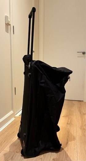 Travel Holdall with Handle and wheels