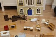 Sylvanians  dolls house + furniture