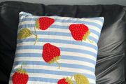 cushion design lite strawberry