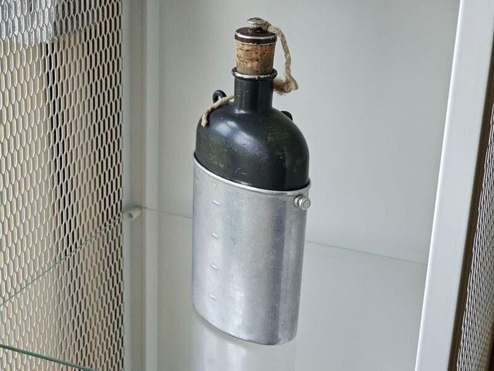WW2 era Swiss Army Military Issued Canteen set Collectable Militaria