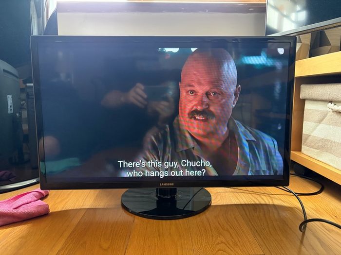 Samsung 28" flatscreen TV