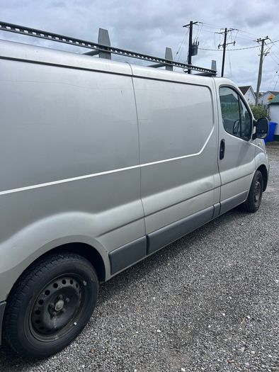 nissan primastar. CVRT & TAX
