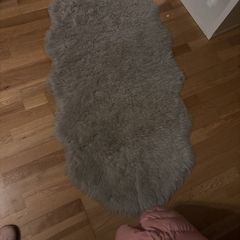bedroom rug