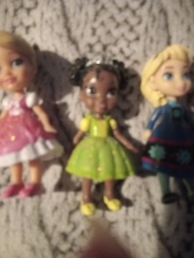 Disney mini princess dolls