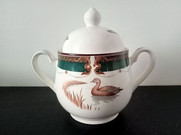 Arklow Keltcraft by Noritake "Wicklow Green"  Sugar Bowl