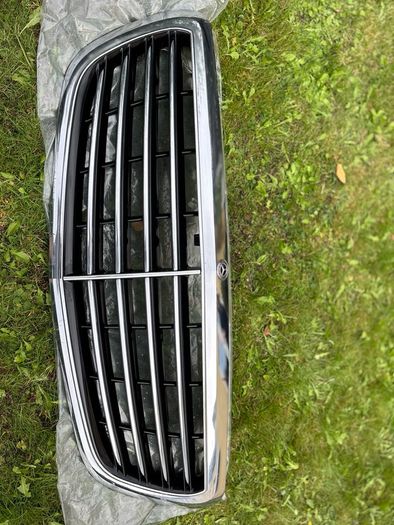 Mercedes S Class W222 Front Grill