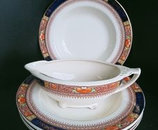 Antique  J.&G.Meakin Sol "Queen Mary" Set